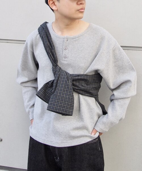 Sourcream（サワークリーム）の「2サイズ【Sourcream/サワークリーム】ワッフルヘンリーネックロンTEE（Tシャツ/カットソー・レディース・グレー/ブラック/ホワイト・MEDIUM/LARGE）」の14枚目の写真