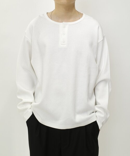 Sourcream（サワークリーム）の「2サイズ【Sourcream/サワークリーム】ワッフルヘンリーネックロンTEE（Tシャツ/カットソー・レディース・グレー/ブラック/ホワイト・MEDIUM/LARGE）」の22枚目の写真