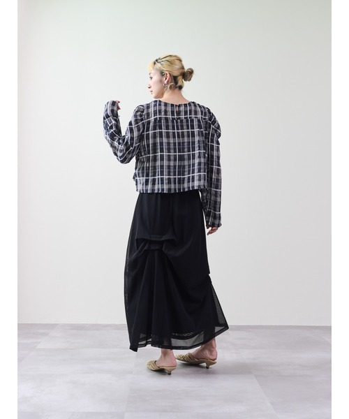 DOLLUPOOPS（ドールアップウップス）の「メッシュタック配色スカート（スカート・レディース・オフホワイト/ブラック・38）」の9枚目の写真