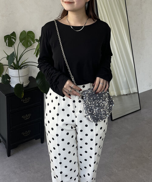 prose verse（プロズヴェール）の「袖シャーリングオーバーサイズシアートップス（Tシャツ/カットソー・レディース・ピンク/オフホワイト/ブラック・FREE）」の10枚目の写真