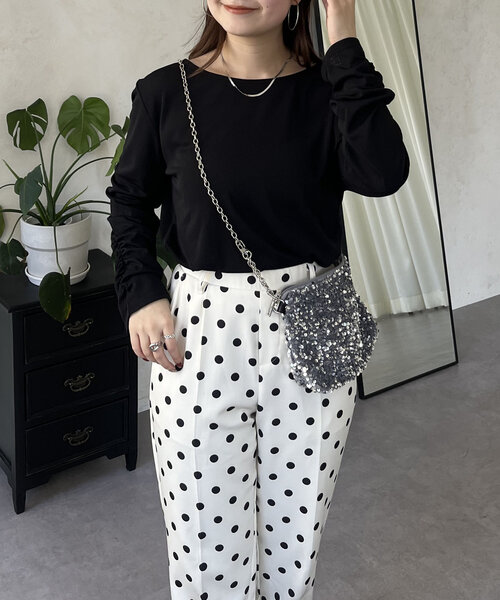 prose verse（プロズヴェール）の「袖シャーリングオーバーサイズシアートップス（Tシャツ/カットソー・レディース・ピンク/オフホワイト/ブラック・FREE）」の13枚目の写真