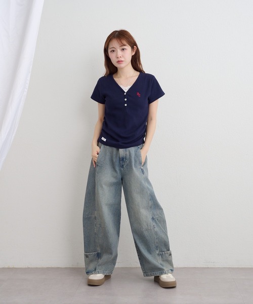 RAY CASSIN Vネックヘンリー胸刺繍半袖Tシャツ 華奢見えが叶う/ 6色展開】Vネックヘンリー胸刺繍半袖Tシャツ