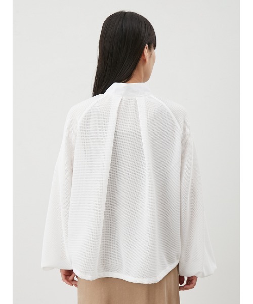 Mila Owen（ミラオーウェン）の「メッシュラグランスリーブ