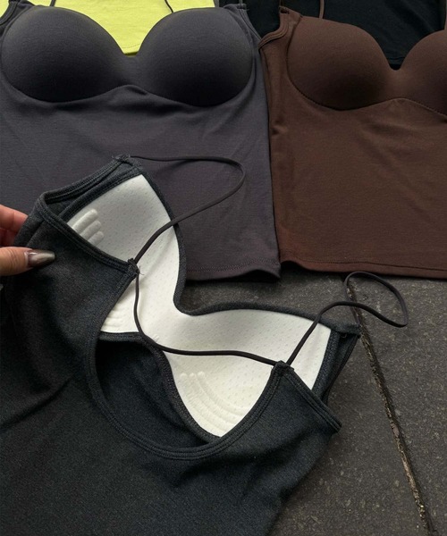 aimoha(アイモハ)の「カップ付きキャミソール (SS)(キャミソール・レディース・ホワイト/ブラック/イエロー/チョコ・FREE)」の15枚目の写真