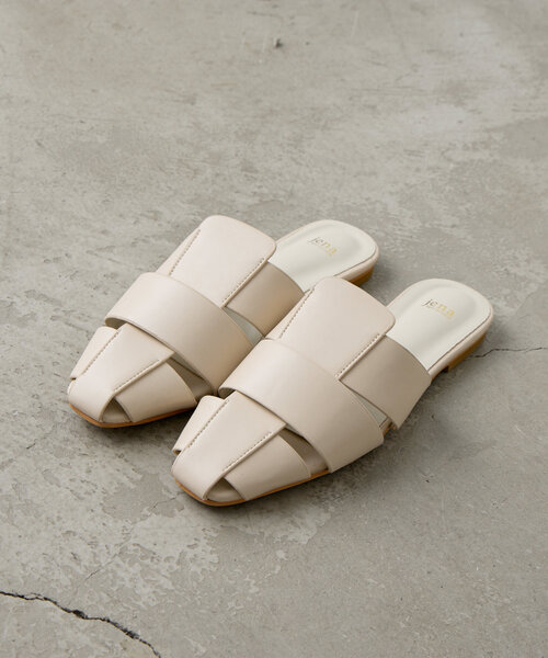 Jena espace merveilleux（ジェナ　エスパスメルヴェイユ）の「メッシュ編みサンダル（サンダル・レディース・ブラック/アイボリー/ベージュ・LARGE/MEDIUM）」の6枚目の写真