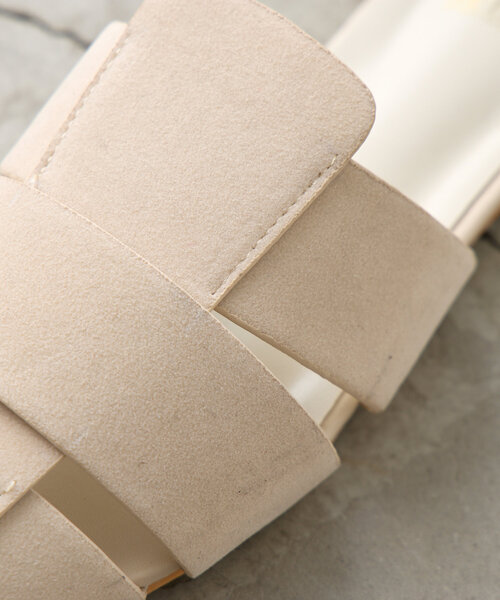 Jena espace merveilleux（ジェナ　エスパスメルヴェイユ）の「メッシュ編みサンダル（サンダル・レディース・ブラック/アイボリー/ベージュ・LARGE/MEDIUM）」の15枚目の写真