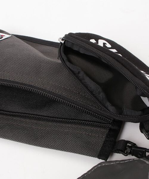 CHUMS（チャムス）の「チャムス CHUMS Wearable Sling Shoulder Bag Sweat Nylon（ショルダーバッグ・メンズ・その他・ONE SIZE）」の4枚目の写真