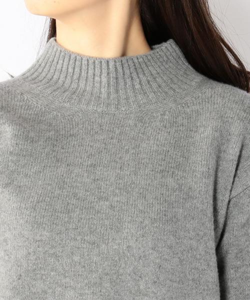 SHIPS for women（シップスフォーウィメン）の「ハイネックサイドスリットプルオーバー（ニット/セーター・レディース・オフホワイト/グレー/ネイビー・ONE SIZE）」の7枚目の写真