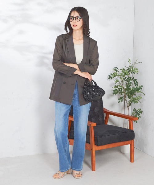 a.v.v(アーヴェヴェ)の「シアーダブルジャケット(テーラードジャケット・レディース・チャコールグレー/ベージュ・36/38)」の11枚目の写真