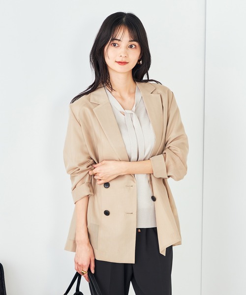 a.v.v(アーヴェヴェ)の「シアーダブルジャケット(テーラードジャケット・レディース・チャコールグレー/ベージュ・36/38)」の17枚目の写真
