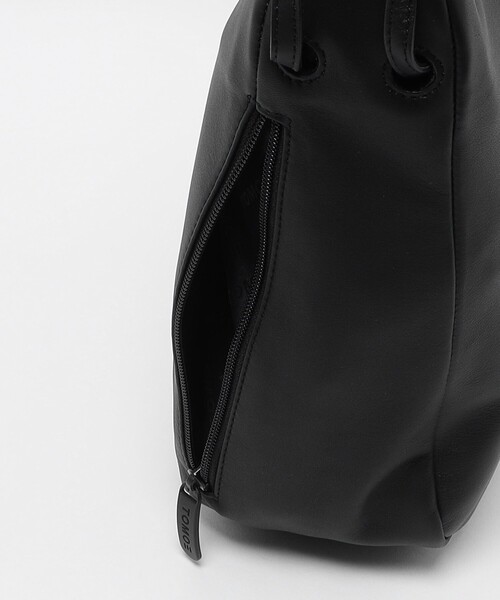 UNITED ARROWS TOMOE レザー ショルダーバッグ 黒 Lサイズ TOMOE＞ 2WAYショルダーバッグ L（ショルダーバッグ）｜TOMOE（トモエ