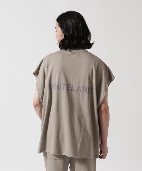 WHITELAND（ホワイトランド）の「【WEB&DEPOT限定】WHITELAND/ホワイトランド/OWL/LOGO NS/ロゴ ノースリーブ（Tシャツ/カットソー・メンズ・ブラック/ベージュ/ホワイト・M/L/S）」の3枚目の写真