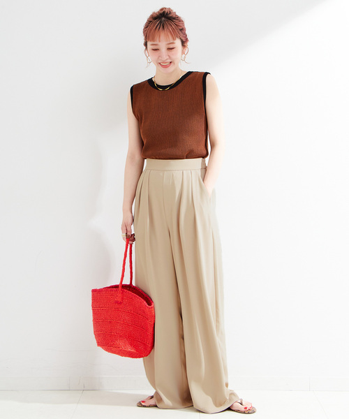 B.C STOCK（ベーセーストック）の「【WEB限定】ウォッシャブル / タックワイドパンツ（スラックス・レディース・ブラック/ベージュ・SMALL/MEDIUM）」の12枚目の写真