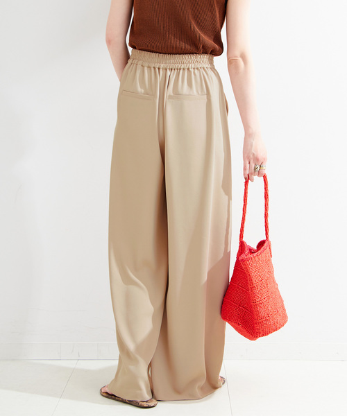 B.C STOCK（ベーセーストック）の「【WEB限定】ウォッシャブル / タックワイドパンツ（スラックス・レディース・ブラック/ベージュ・SMALL/MEDIUM）」の18枚目の写真