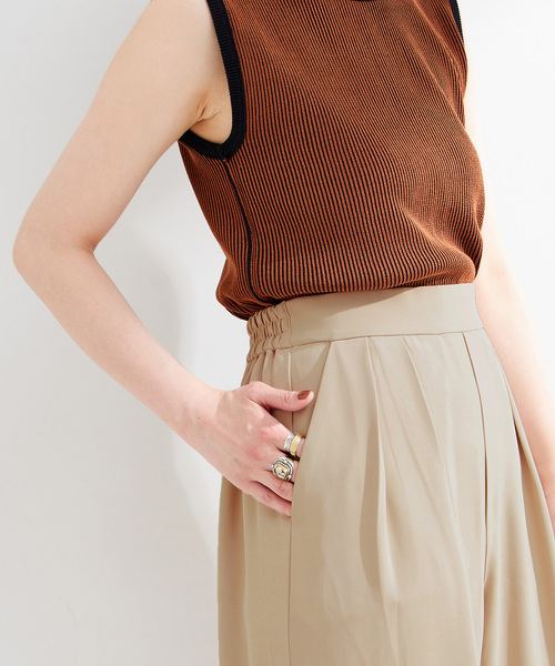 B.C STOCK（ベーセーストック）の「【WEB限定】ウォッシャブル / タックワイドパンツ（スラックス・レディース・ブラック/ベージュ・SMALL/MEDIUM）」の19枚目の写真