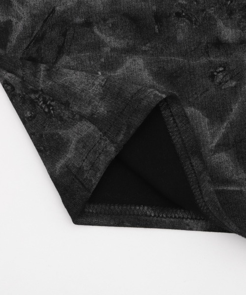 Figments（フィグメンツ）の「メタルバッジスタッズＴ（Tシャツ/カットソー・レディース・ホワイト/ブラック・FREE）」の10枚目の写真