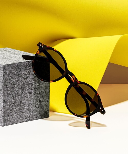 IZIPIZI（イジピジ）の「【IZIPIZI/イジピジ】SUN#D Iconic pantos（サングラス・メンズ・ブラック系その他/ブラウン系その他/ブラック/イエロー/ブラウン系その他2/ダークブラウン/ベージュ系その他・FREE）」の22枚目の写真