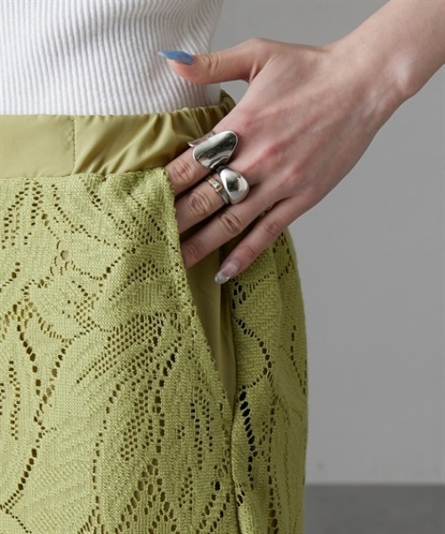 Soiunique（スワユニーク）の「大柄カーテンレースワイドパンツ［Soiunique］（その他パンツ・レディース・ライム/チャコール/アイボリー・LL/M/L）」の12枚目の写真