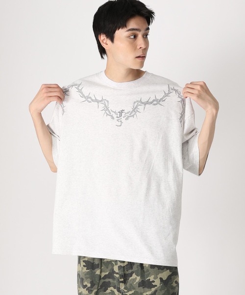 LAND MUSEUM（ランドミュージアム）の「LAND MUSEUM／バーブワイヤーT（Tシャツ/カットソー・メンズ・ブラック/グレー・MEDIUM/LARGE）」の11枚目の写真