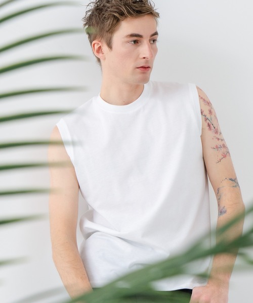 JEANS MATE(ジーンズメイト)の「【汗染みの目立ちにくいTシャツ ZEROSTAIN/ゼロステイン】クルーネックノースリーブ 防汚 UVカット(Tシャツ/カットソー・メンズ・ホワイト/ネイビー/ブラック・LARGE/X-LARGE/MEDIUM)」の1枚目の写真