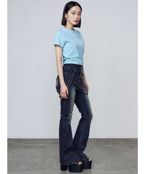 EMODA（エモダ）の「ハングベルトハイウエストフレアパギンス（デニムパンツ・レディース・ブラック/インディゴブルー・X-SMALL/SMALL/MEDIUM）」の6枚目の写真