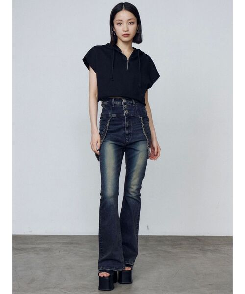 EMODA（エモダ）の「ハングベルトハイウエストフレアパギンス（デニムパンツ・レディース・ブラック/インディゴブルー・X-SMALL/SMALL/MEDIUM）」の8枚目の写真