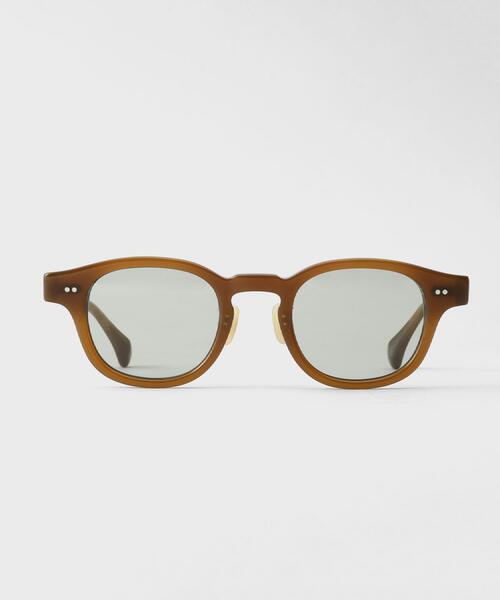 TAKEO KIKUCHI（タケオキクチ）の「【TAKEO KIKUCHI × THE BEDFORD HOTEL】ウェリントンフレーム サングラス（サングラス・メンズ・ブラック/ホワイト系/ブラウン系・00）」の3枚目の写真