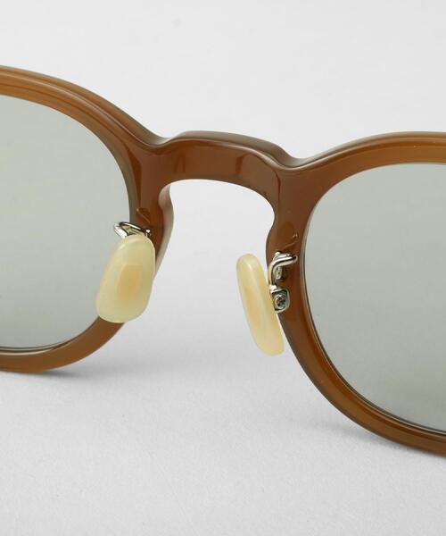 TAKEO KIKUCHI（タケオキクチ）の「【TAKEO KIKUCHI × THE BEDFORD HOTEL】ウェリントンフレーム サングラス（サングラス・メンズ・ブラック/ホワイト系/ブラウン系・00）」の12枚目の写真