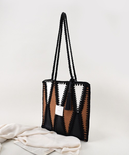 styiro（スタイロ）の「【styiro black】パズルズトートバッグ（トートバッグ・レディース・ブラウン/ブラック/ブラックミックス・FREE）」の18枚目の写真