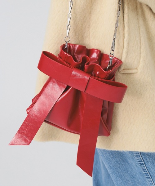 Ray BEAMS（レイビームス）の「リボン チェーン バッグ（ショルダーバッグ・レディース・ブラック/レッド/ブラック系その他4・ONE SIZE）」の17枚目の写真