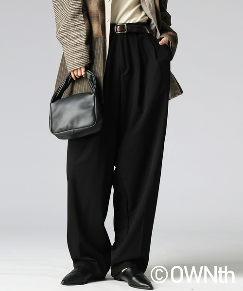 antiqua(アンティカ)の「ツータック ワイドパンツ(その他パンツ・レディース・ブラック/グレー・ONESIZE)」の2枚目の写真