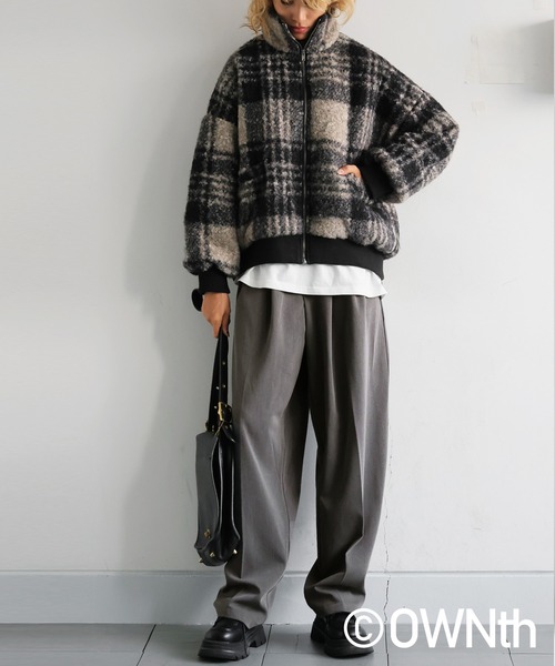 antiqua(アンティカ)の「ツータック ワイドパンツ(その他パンツ・レディース・ブラック/グレー・ONESIZE)」の13枚目の写真
