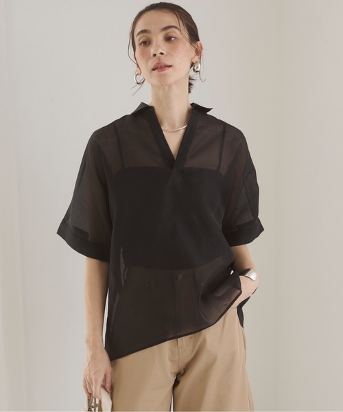 ANGIE(アンジー)の「シアー スキッパーシャツ / オフィスカジュアル / 通勤 / 夏服(シャツ/ブラウス・レディース・ホワイト/ブラック/サックスブルー・FREE)」の3枚目の写真