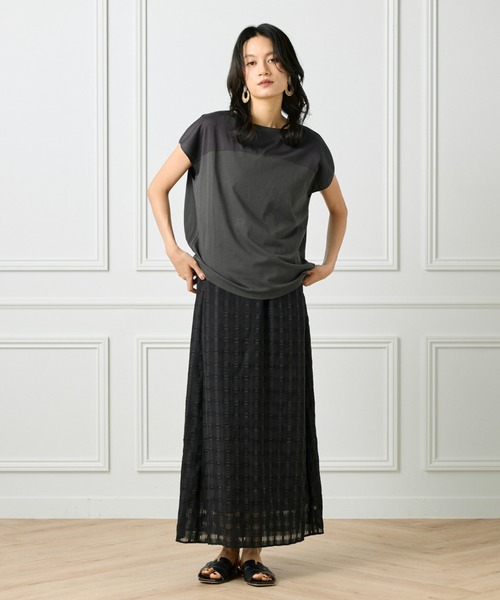 INED（イネド）の「トリコットシフォン シースルードッキングプルオーバー（Tシャツ/カットソー・レディース・オフホワイト/チャコールグレー/ブラック・9号）」の5枚目の写真