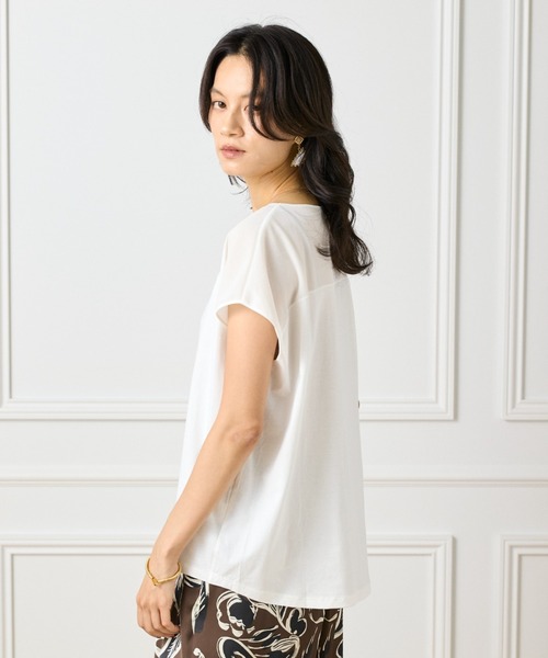 INED（イネド）の「トリコットシフォン シースルードッキングプルオーバー（Tシャツ/カットソー・レディース・オフホワイト/チャコールグレー/ブラック・9号）」の6枚目の写真