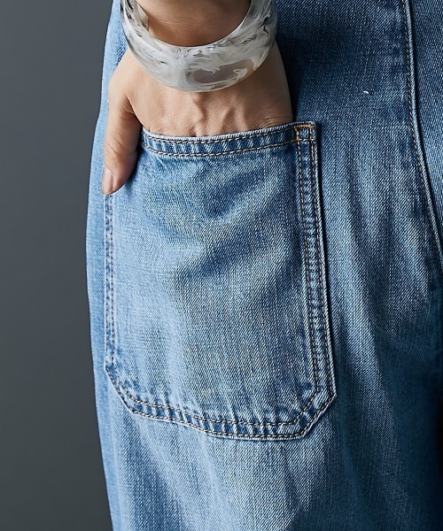 GEVS.（ジェイヴィス）の「ライトオンスデニムタックワイドパンツ＜大きいサイズ有＞GEVS.（デニムパンツ・レディース・ライトブルー/ブルー・73/76/80/84/88/92/96/98/122/106/114）」の7枚目の写真