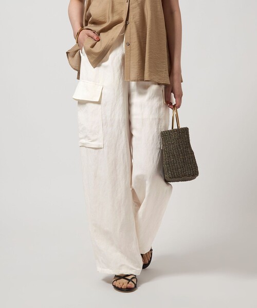 green label relaxing（グリーンレーベルリラクシング）の「BREEZE LINEN ブリーズリネン カーゴ パンツ オフホワイト（カーゴパンツ・レディース・オフホワイト・36/38）」の12枚目の写真