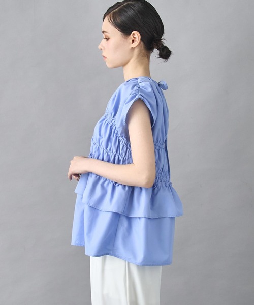 ANAP（アナップ）の「ブロード シャーリング ブラウス（シャツ/ブラウス・レディース・ブラック/オフホワイト/ブルー・FREE）」の11枚目の写真