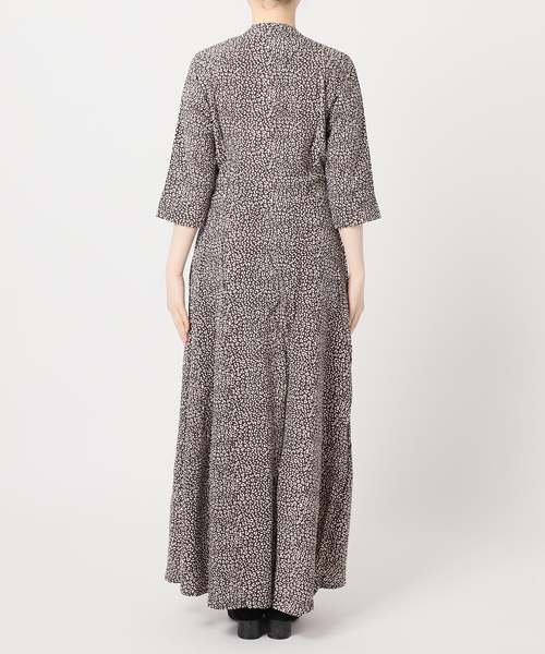journal standard L'essage（ジャーナルスタンダードレサージュ）の「《追加》《別注》【LUSANA / ルサーナ】CARL MAXI DRESS：ワンピース（ワンピース・レディース・オートミール/ブラック系その他・SMALL）」の11枚目の写真