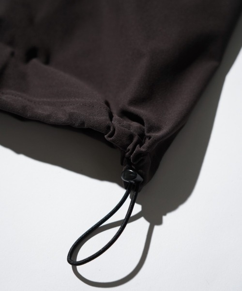 SUNNY  SPORTS（サニースポーツ）の「SUNNY SPORTS / サニースポーツ DRAWSTRING BIGGEST CREW TEE Primeflex ドローストリングTシャツ ビッグシルエット プライムフレックス（Tシャツ/カットソー・メンズ・ホワイト/ブラウン/ブラック/オリーブ・LARGE/MEDIUM）」の10枚目の写真