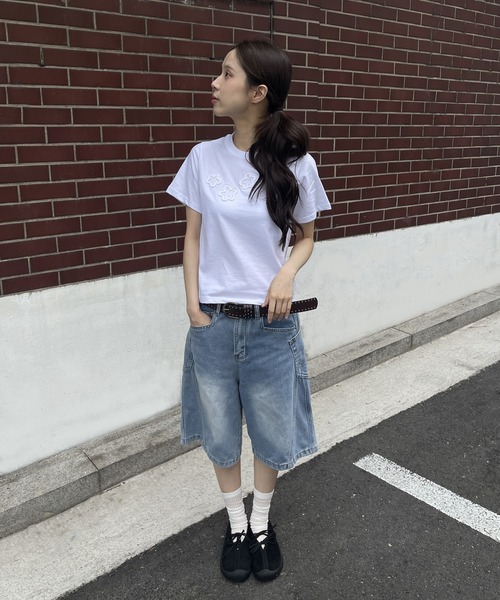 UNE MANSION（ユヌマンション）の「【ボタンでサイズ調整可能】【ユニセックスデニム】ウェーブバルーンウォッシュドユニークサイドポケットバミューダハーフパンツデニム（デニムパンツ・レディース・ライトブルー/ダークブルー・SMALL/MEDIUM/LARGE）」の9枚目の写真