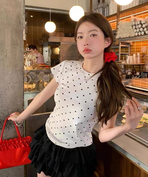 shopnikoniko(ショップニコニコ)の「Tシャツ ドット 柄 半袖 トップス バレエコア ピチT(Tシャツ/カットソー・レディース・グレー/ホワイト・フリー)」の5枚目の写真