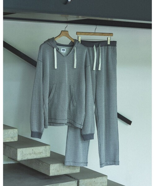 HELLY HANSEN（ヘリーハンセン）の「【別注】HELLY HANSEN / ライト スウェット パーカー（パーカー・メンズ・チャコールグレー・SMALL/MEDIUM/LARGE/X-LARGE）」の5枚目の写真