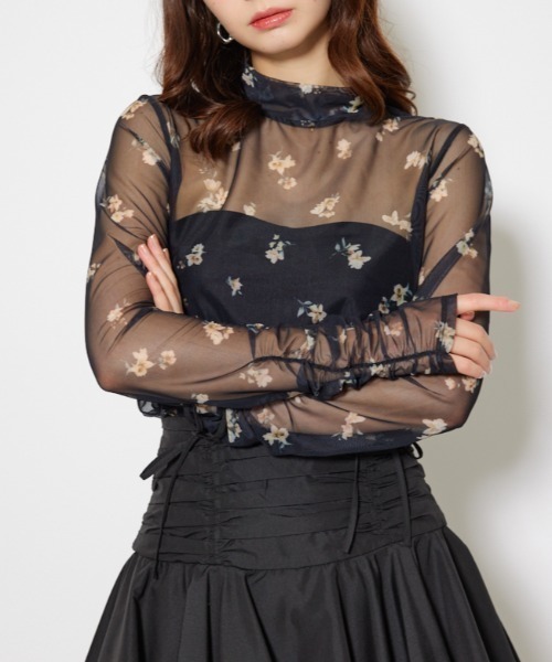rienda(リエンダ)の「2WAYスリーブギャザーシアートップス 秋服(Tシャツ/カットソー・レディース・ベージュ系その他/ブラック/ブラック系その他・FREE)」の1枚目の写真