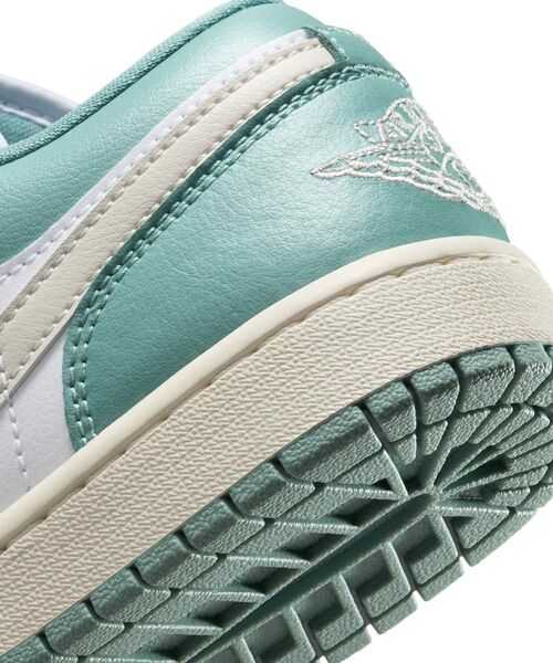 NIKE WMNS エア・ジョーダン 1 LOW　DC0774-020　28.5 エア ジョーダン 1 LOW ウィメンズシューズ / Air Jordan 1 Low