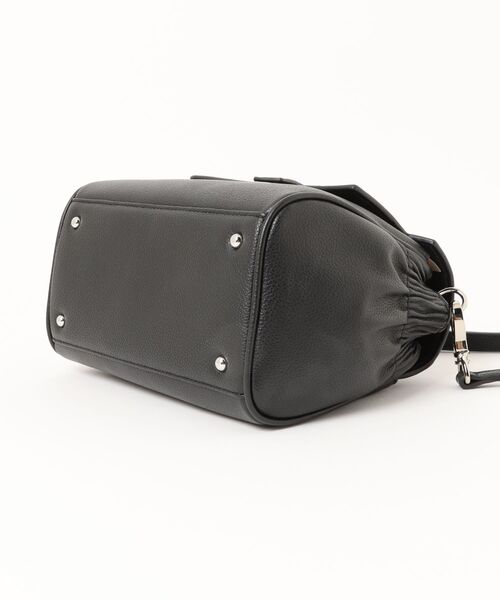 JILL STUART（ジルスチュアート）の「JILL STUART(ジル スチュアート)　インプルーブ　ショルダー（ショルダーバッグ・レディース・ブラウン/ピンク/アイボリー/ブラック・FREE）」の6枚目の写真