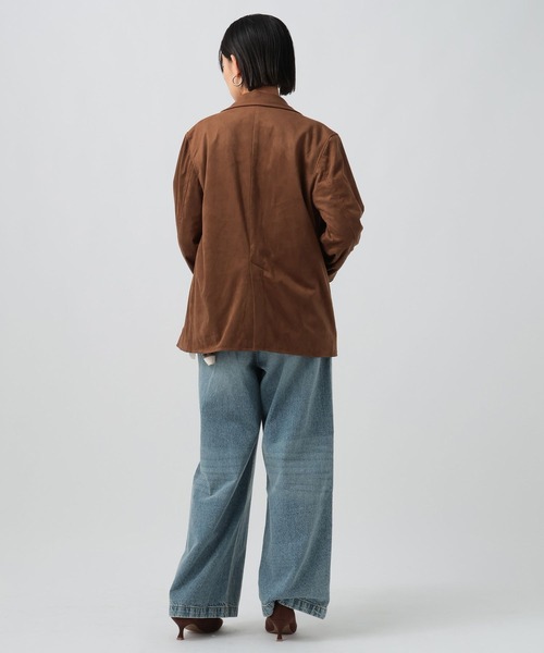 BAYFLOW（ベイフロー）の「[柔らかくて着やすい]フェイクスウェードジャケット（テーラードジャケット・レディース・ダークブラウン/キャメル・FREE）」の6枚目の写真