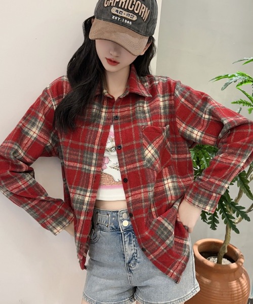 2ly2(トゥーリートゥー)の「ふわっと暖かみのある厚手チェックシャツ(シャツ/ブラウス・レディース・ボルドー/ベージュ/オレンジ/ネイビー・FREE)」の9枚目の写真