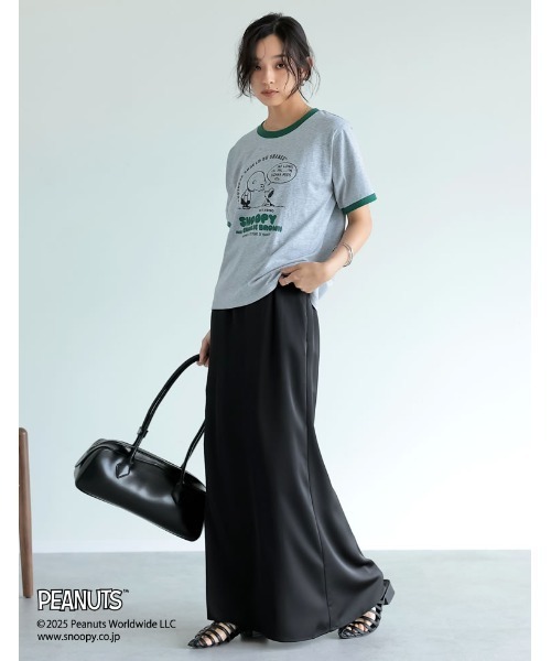 PEANUTS（ピーナッツ）の「[PEANUTS][別注]コンパクトリンガーTシャツ（Tシャツ/カットソー・レディース・ベージュ/ホワイト/グレー/チャコールグレー・MEDIUM/LARGE）」の12枚目の写真