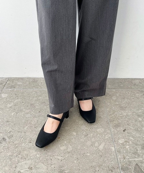 ORiental TRaffic（オリエンタルトラフィック）の「スクエアトゥストラップヒールパンプス/R-3006（パンプス・レディース・ブラック・33/42/43/35/36/37/34/40/38/39/41）」の12枚目の写真